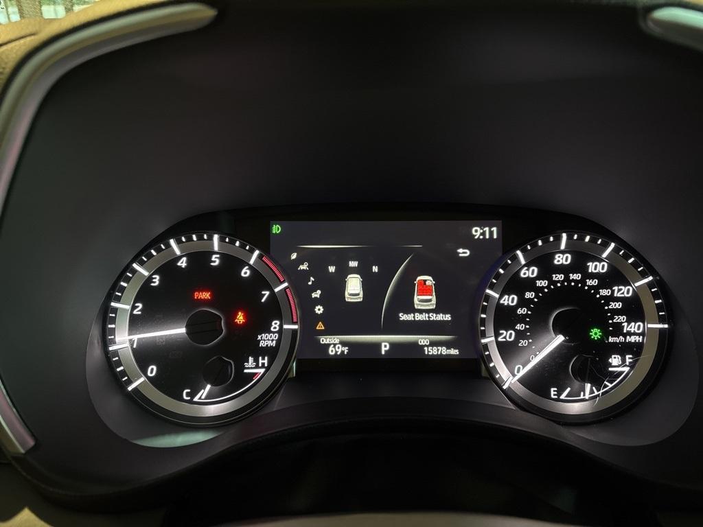 used 2023 Toyota Highlander car, priced at $39,897