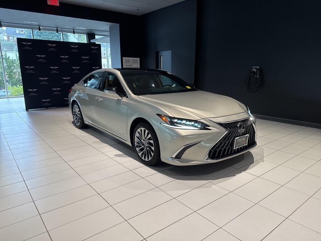 used 2024 Lexus ES 350 car, priced at $46,991