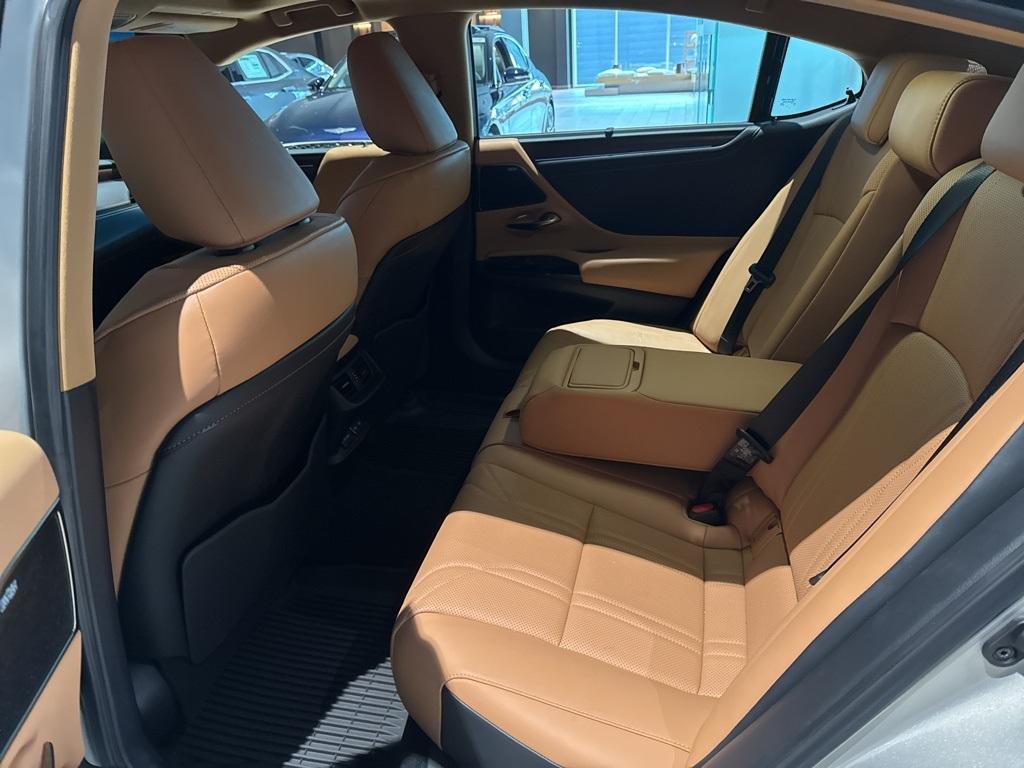 used 2024 Lexus ES 350 car, priced at $46,991