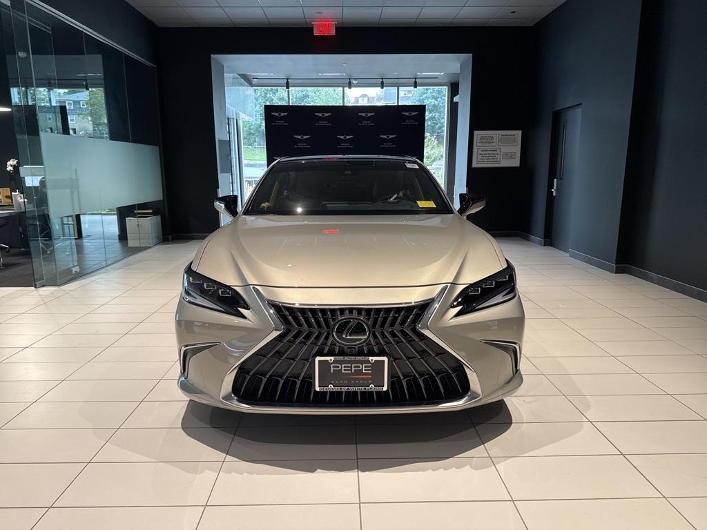 used 2024 Lexus ES 350 car, priced at $46,991