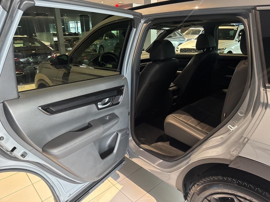 used 2023 Honda CR-V Hybrid car, priced at $33,991