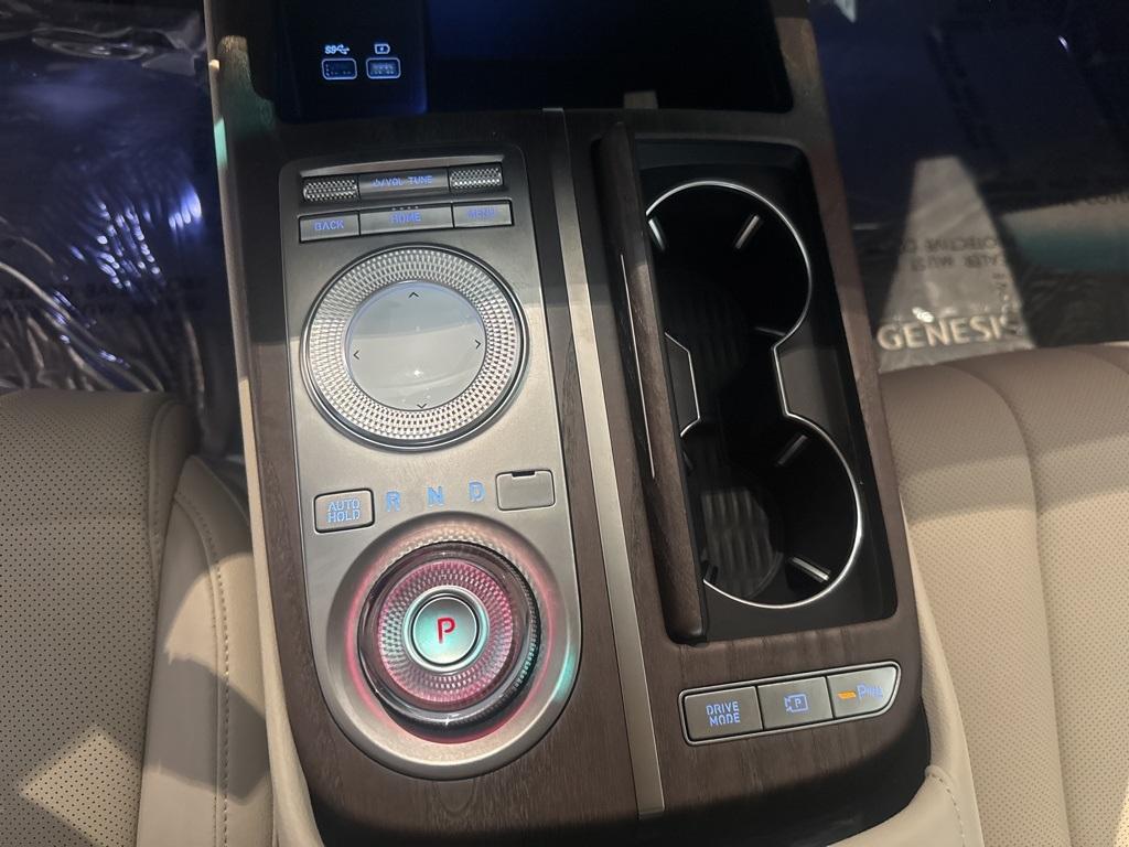used 2022 Genesis G80 car, priced at $36,329