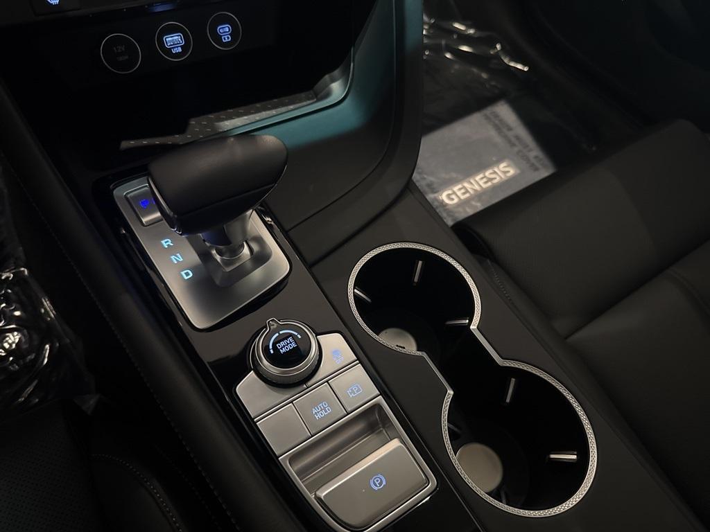 used 2025 Genesis G70 car, priced at $41,600