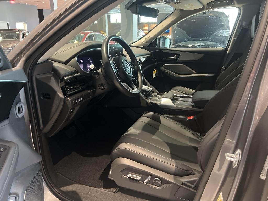 used 2024 Acura MDX car, priced at $44,610