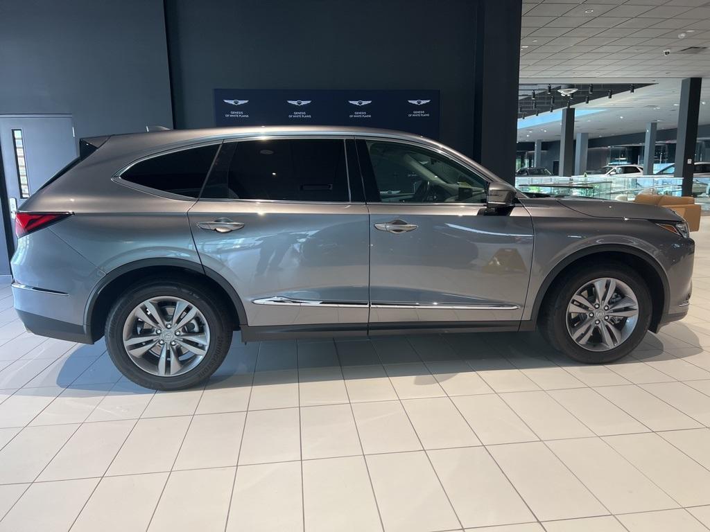 used 2024 Acura MDX car, priced at $44,610