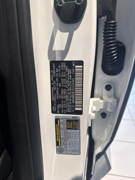 used 2025 Genesis GV80 car, priced at $59,600