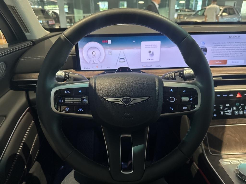 used 2025 Genesis GV80 car, priced at $59,600