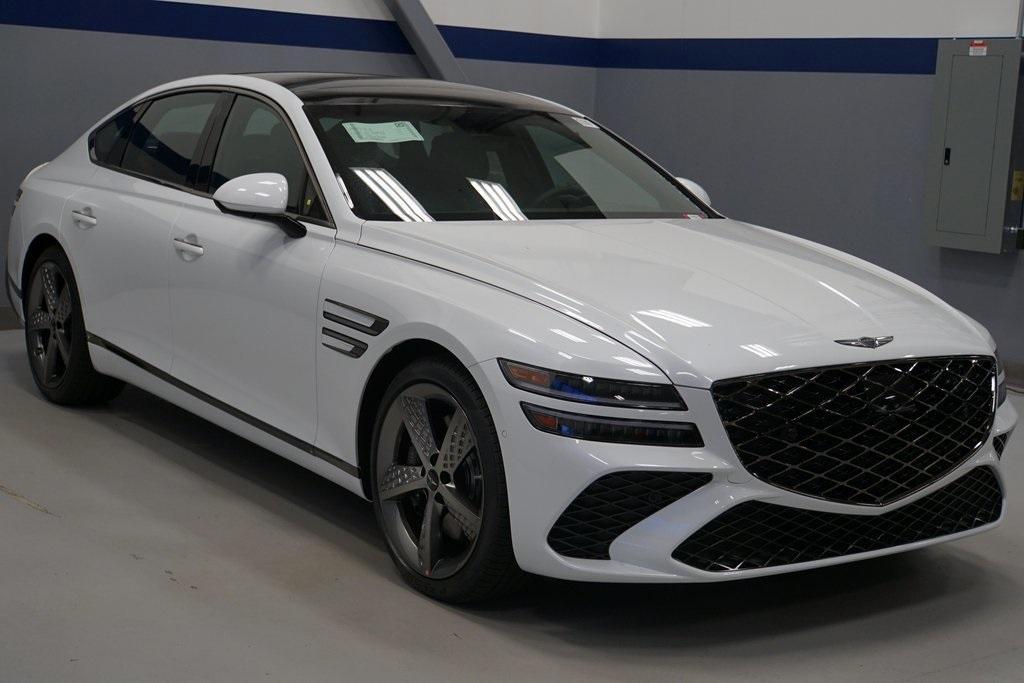 new 2025 Genesis G80 car, priced at $70,660