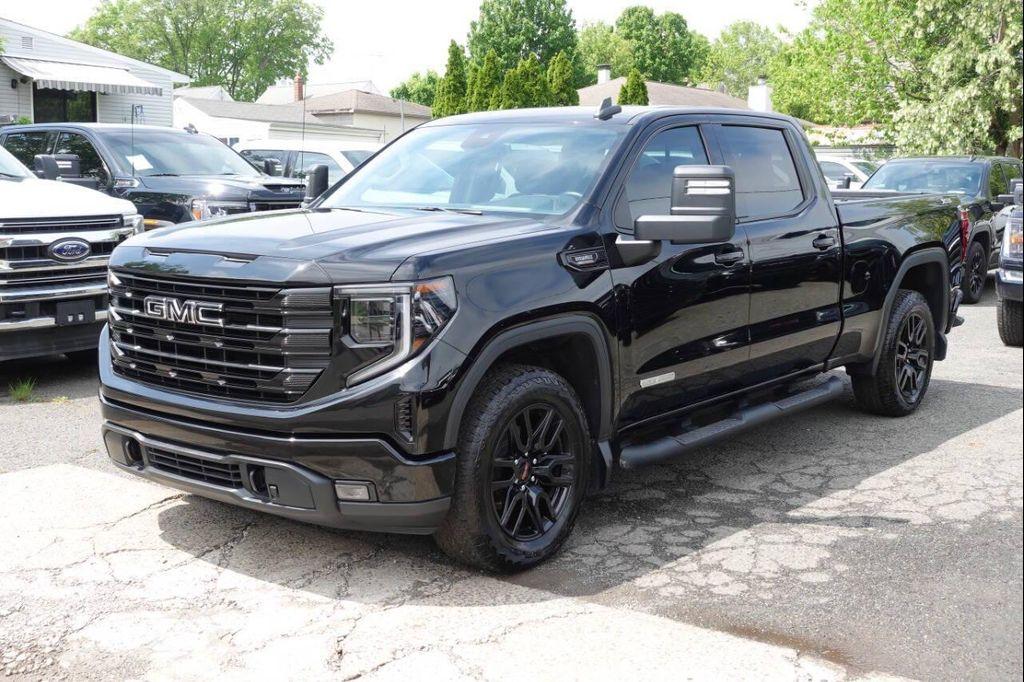 used 2022 GMC Sierra 1500 car, priced at $45,995