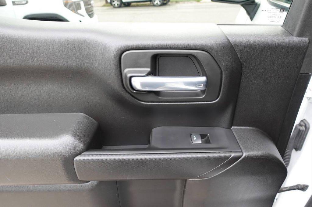 used 2022 GMC Sierra 1500 car, priced at $33,995