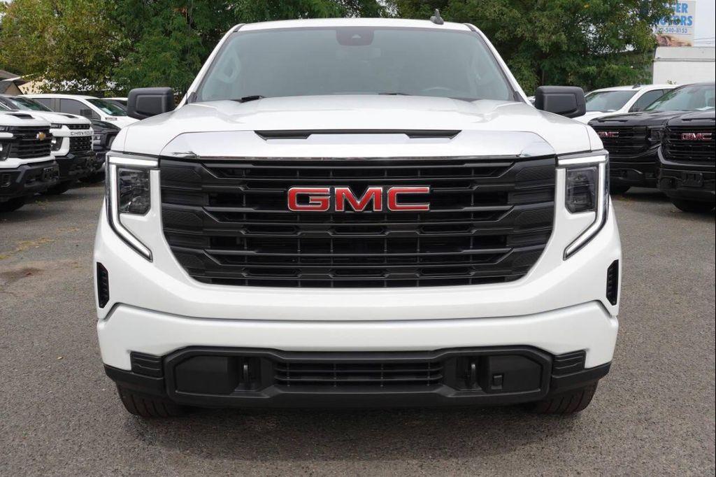 used 2022 GMC Sierra 1500 car, priced at $33,995