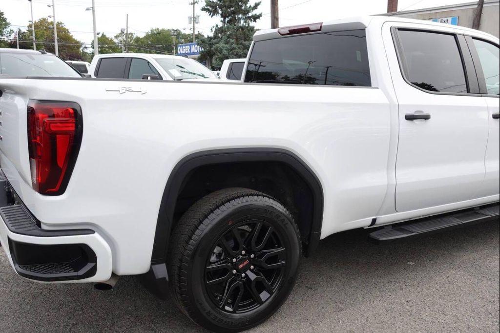 used 2022 GMC Sierra 1500 car, priced at $33,995