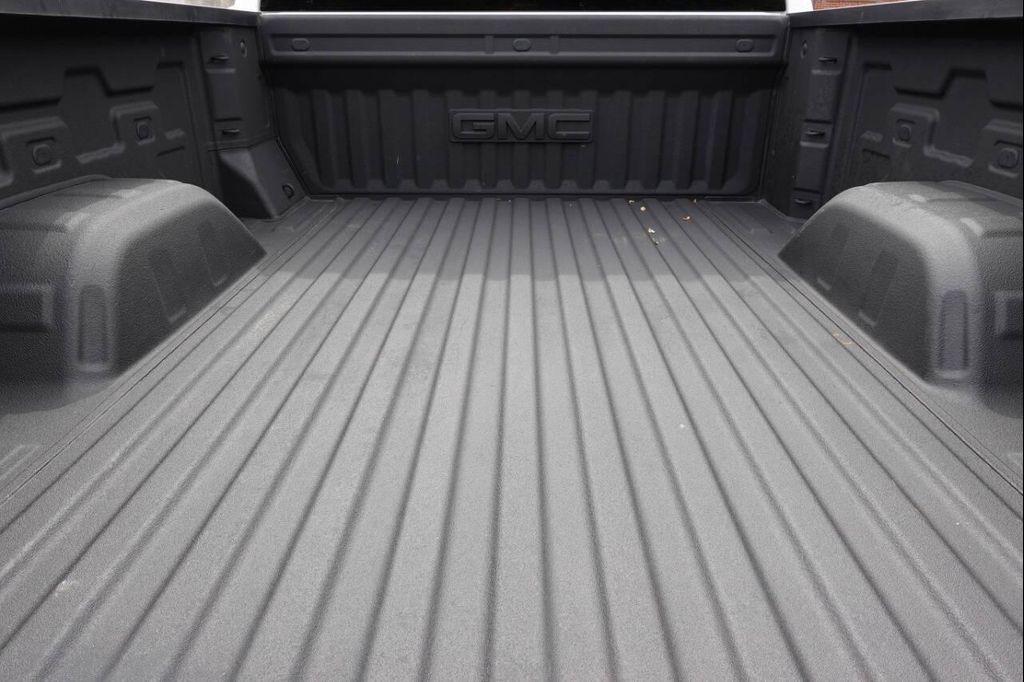 used 2022 GMC Sierra 1500 car, priced at $33,995