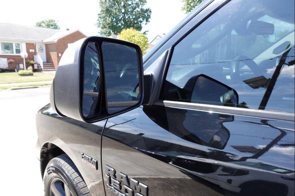 used 2022 Ram 1500 Classic car, priced at $29,995