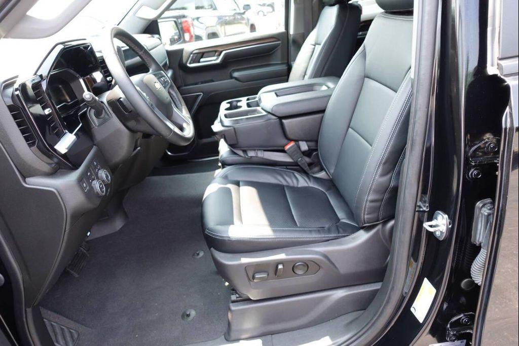 used 2023 Chevrolet Silverado 1500 car, priced at $35,875