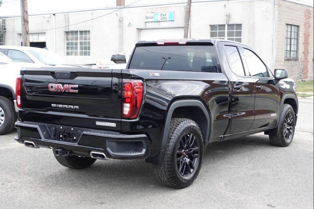 used 2022 GMC Sierra 1500 car, priced at $41,995