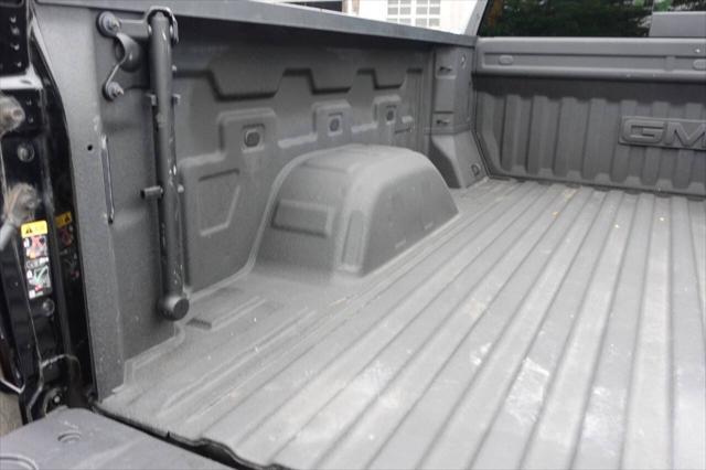 used 2022 GMC Sierra 1500 car, priced at $43,995