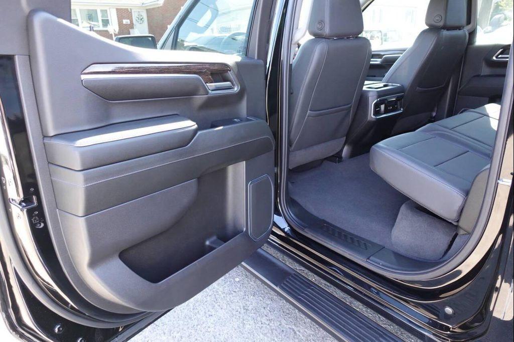 used 2024 GMC Sierra 1500 car, priced at $47,995