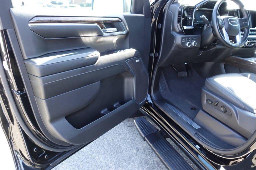 used 2024 GMC Sierra 1500 car, priced at $47,995