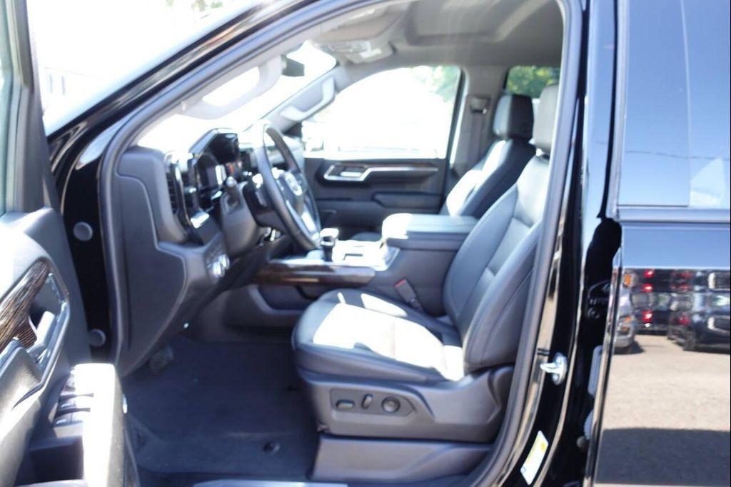 used 2024 GMC Sierra 1500 car, priced at $47,995