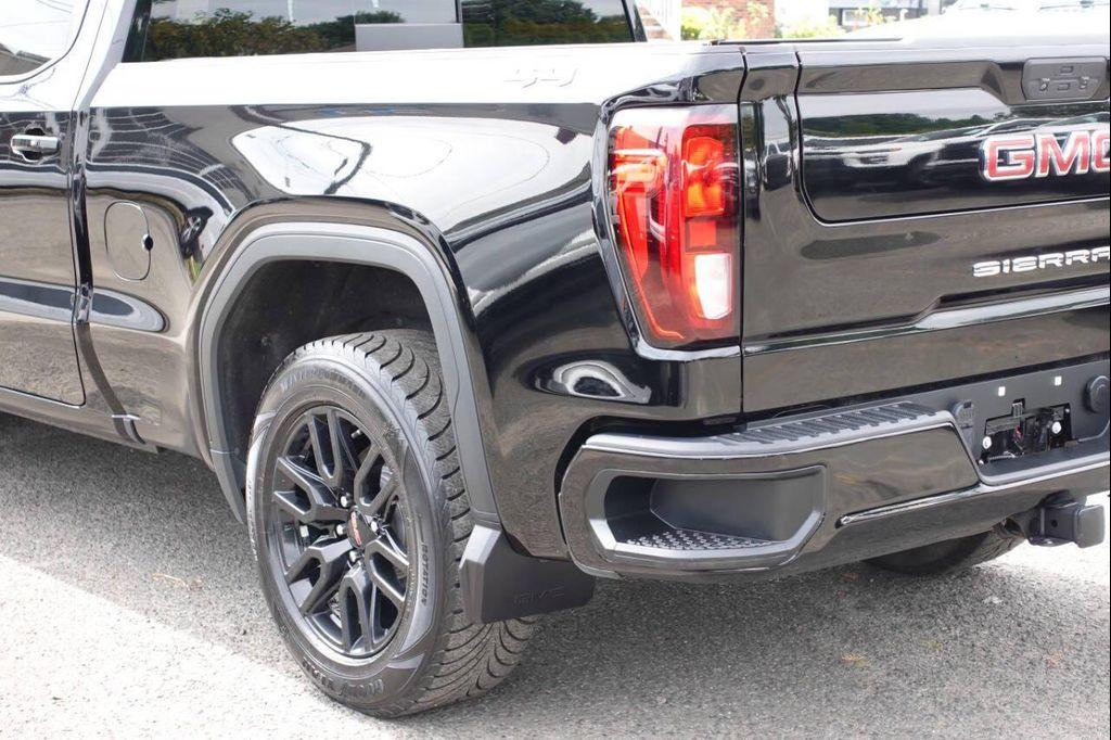 used 2022 GMC Sierra 1500 car, priced at $35,995
