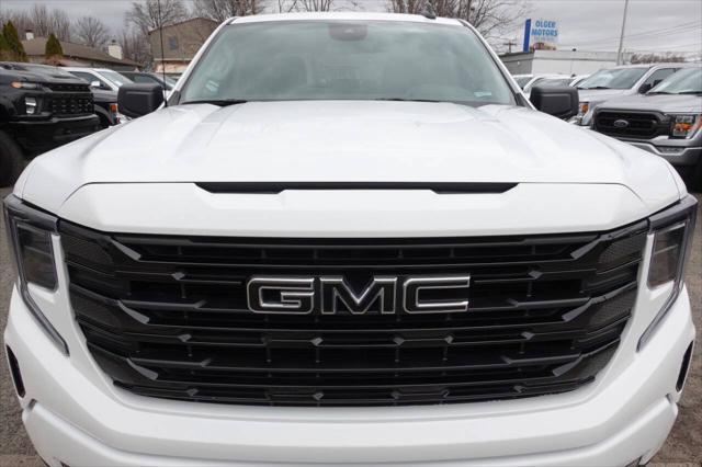 used 2022 GMC Sierra 1500 car, priced at $43,995