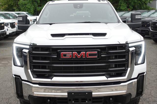 used 2024 GMC Sierra 2500 car, priced at $46,995