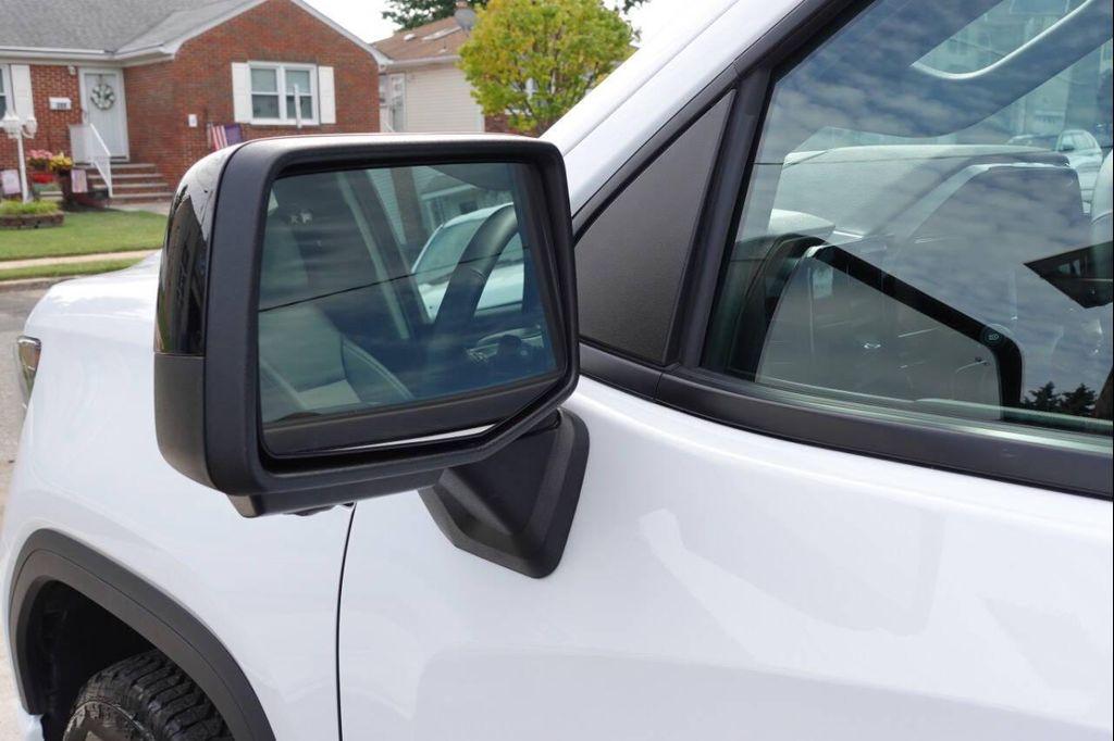 used 2025 GMC Sierra 1500 car, priced at $51,995