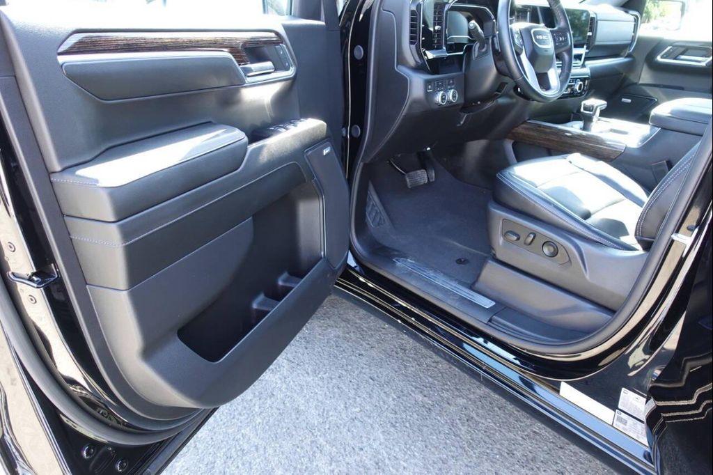 used 2024 GMC Sierra 1500 car, priced at $48,995