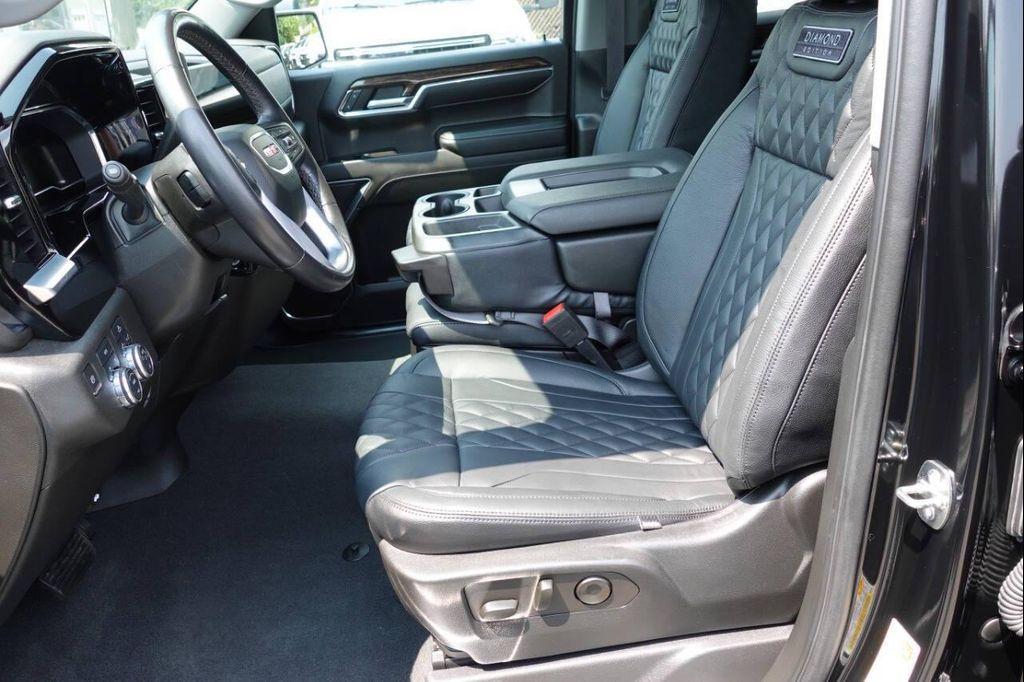 used 2022 GMC Sierra 1500 car, priced at $40,995