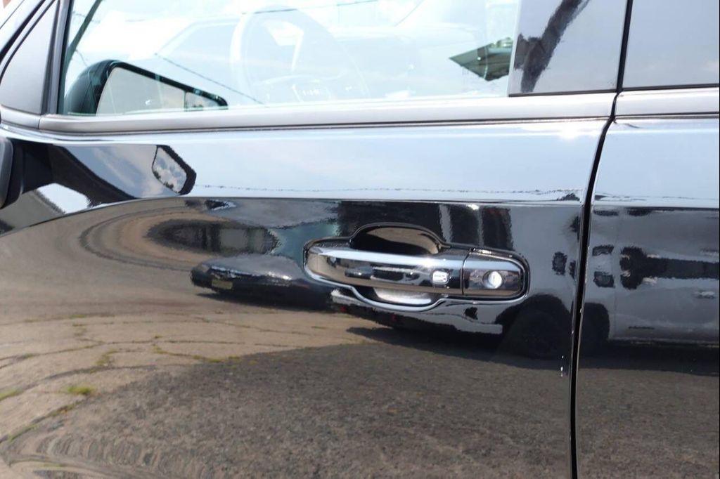 used 2022 GMC Sierra 1500 car, priced at $40,995