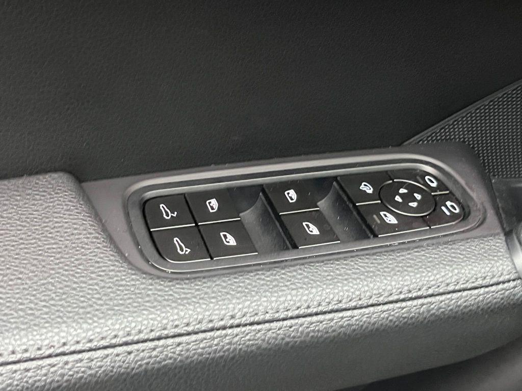 used 2025 Porsche Cayenne car, priced at $86,512