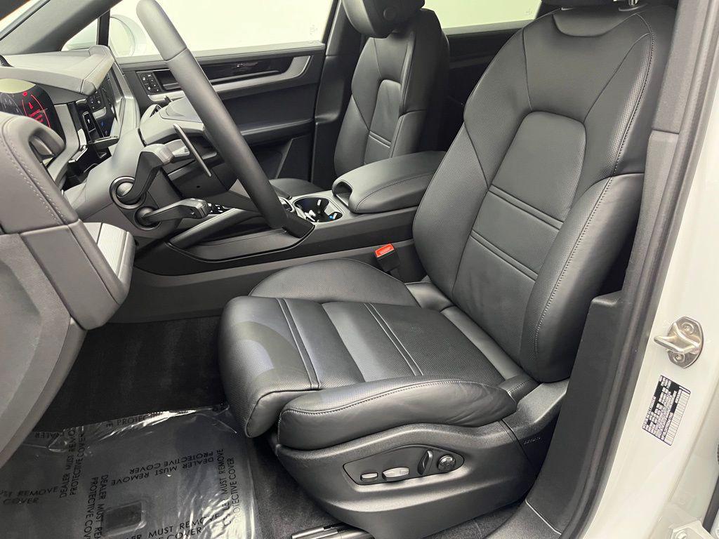 used 2024 Porsche Cayenne car, priced at $103,499