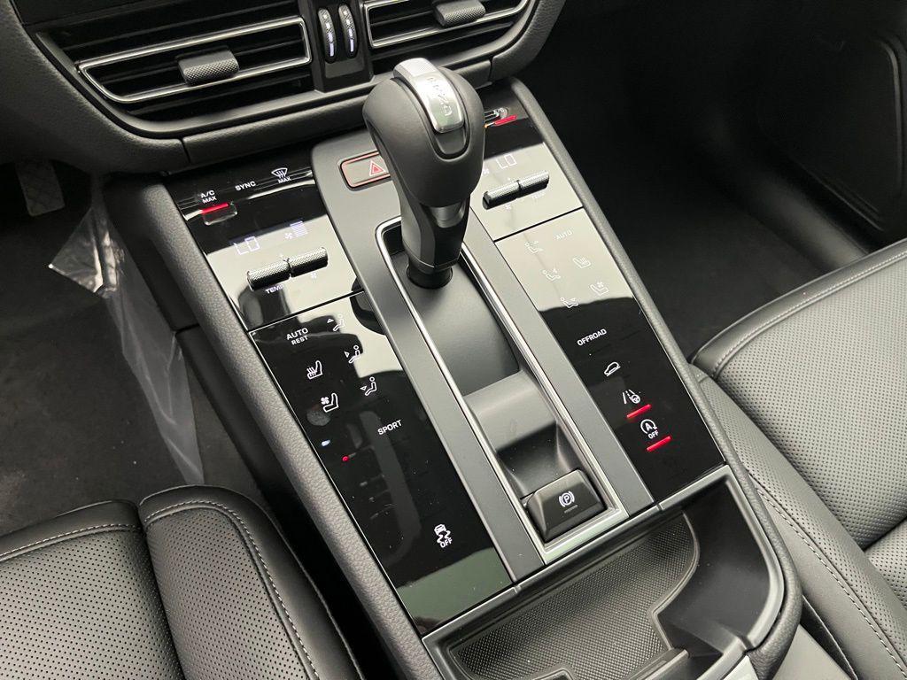 new 2025 Porsche Macan car, priced at $75,965