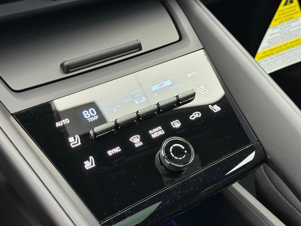 new 2025 Porsche Macan car, priced at $84,035