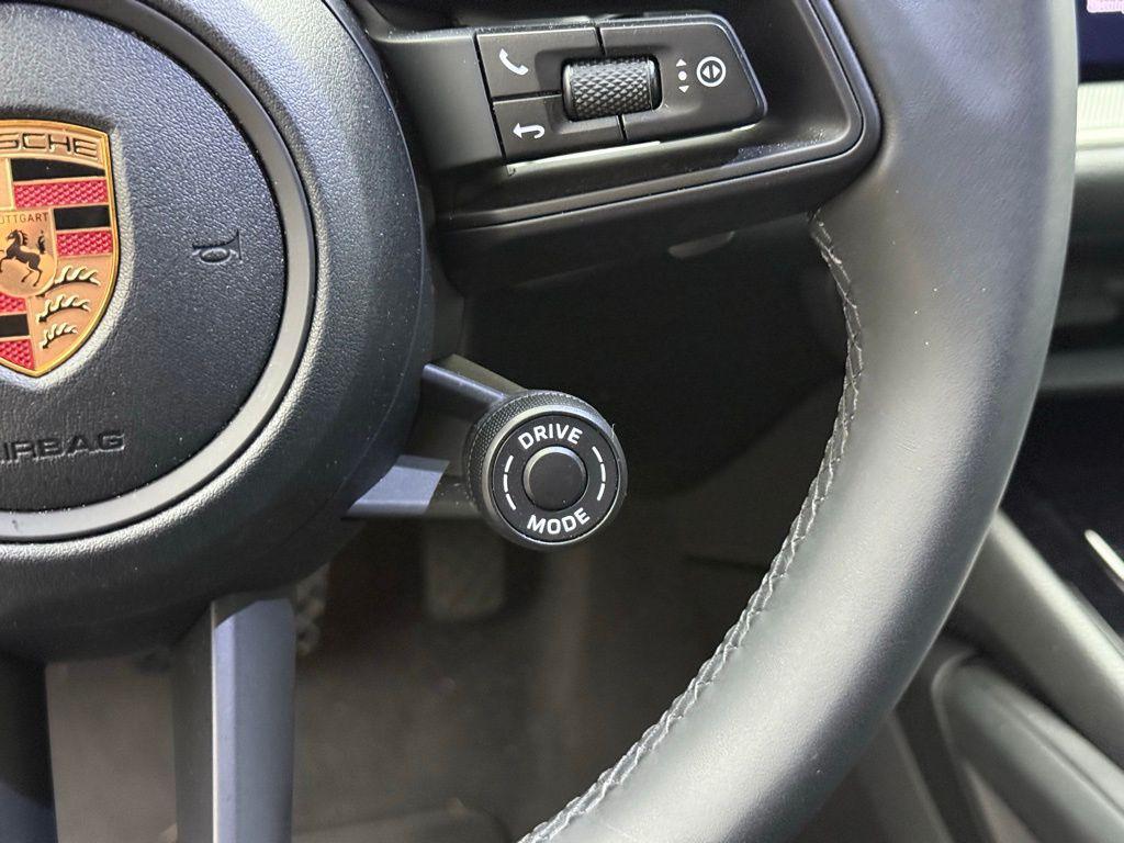 new 2025 Porsche Cayenne car, priced at $108,995