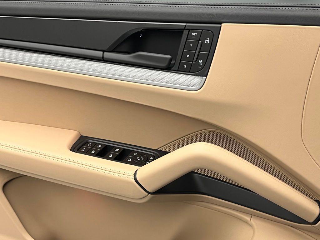 used 2025 Porsche Cayenne car, priced at $86,999