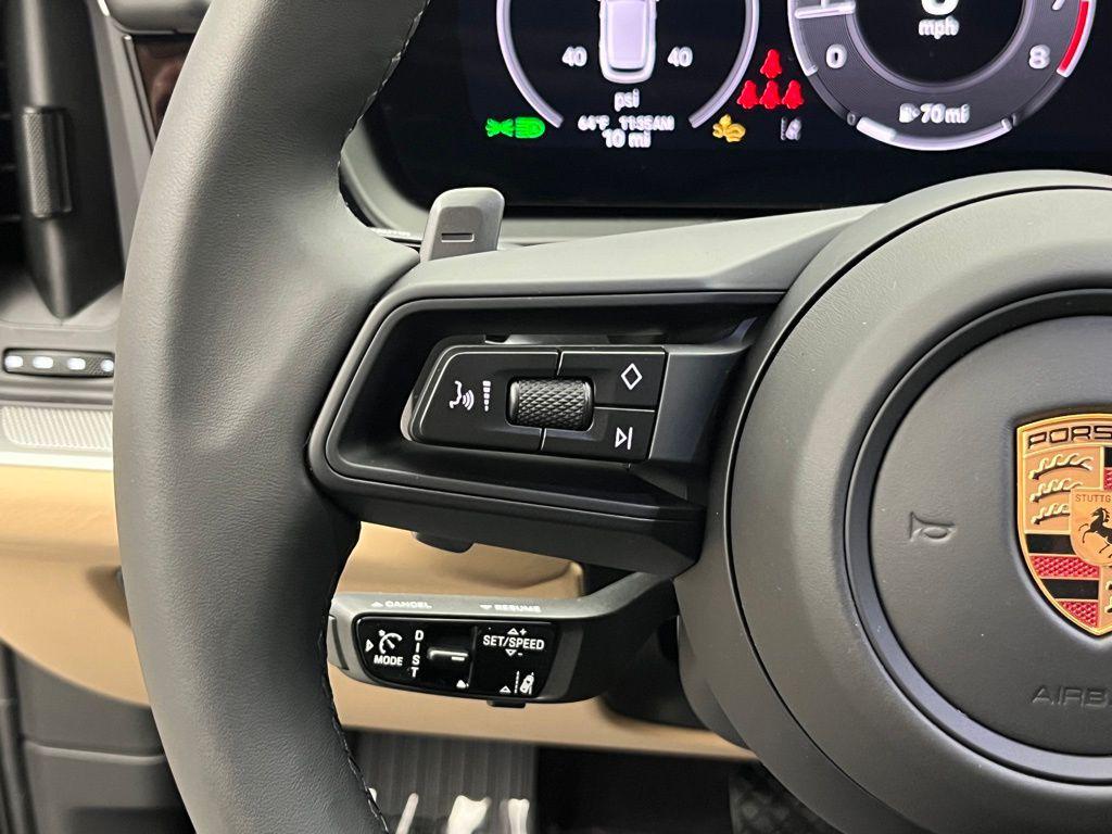 used 2025 Porsche Cayenne car, priced at $86,999