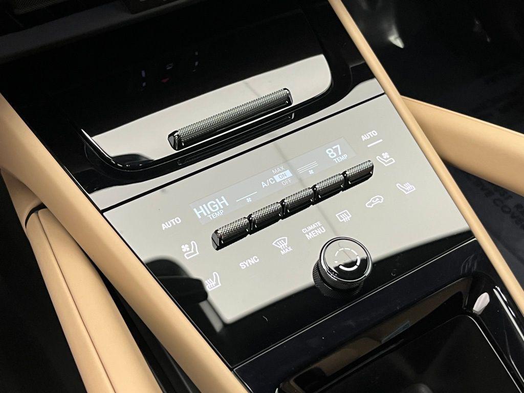 used 2025 Porsche Cayenne car, priced at $86,999