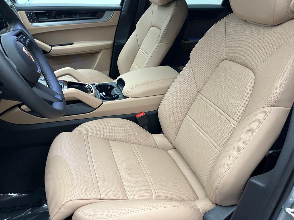 new 2026 Porsche Cayenne car, priced at $113,440
