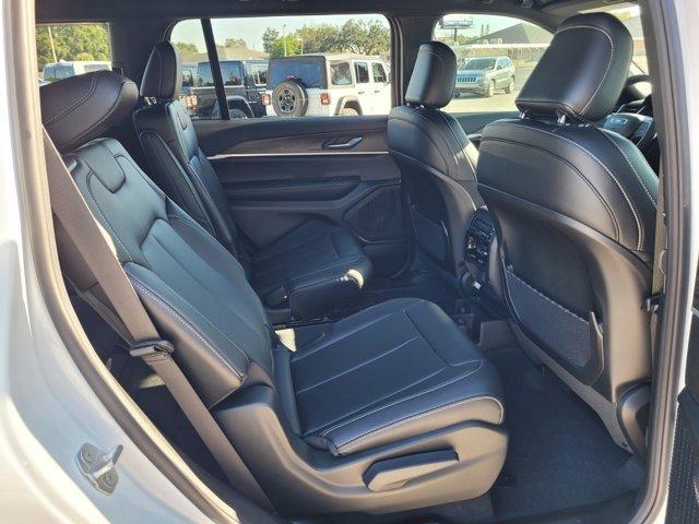 new 2025 Jeep Grand Cherokee L car, priced at $43,356