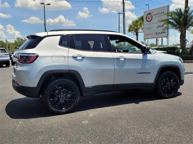 new 2025 Jeep Compass car, priced at $27,557