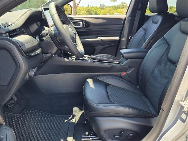new 2025 Jeep Compass car, priced at $27,557