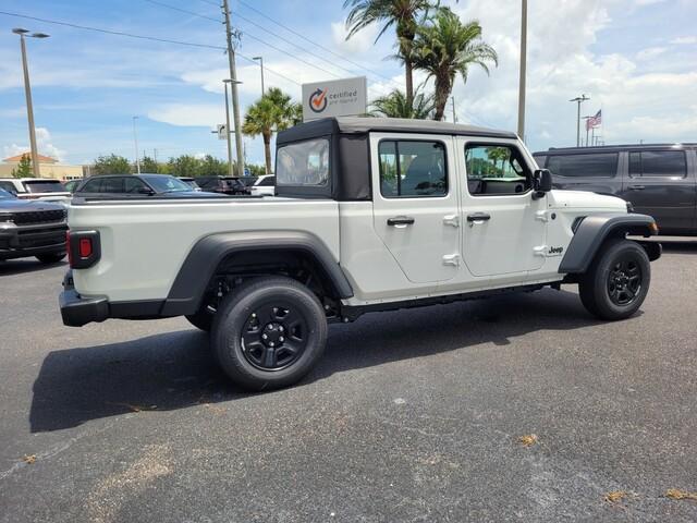 new 2025 Jeep Gladiator car, priced at $36,997