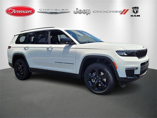 new 2025 Jeep Grand Cherokee L car, priced at $47,552