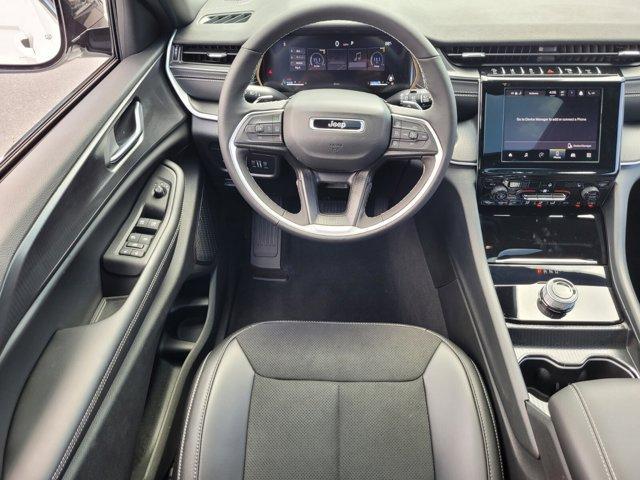 new 2025 Jeep Grand Cherokee L car, priced at $40,997