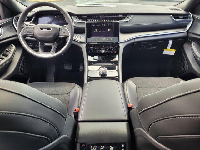 new 2025 Jeep Grand Cherokee L car, priced at $40,997