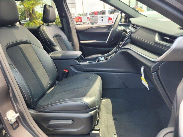 new 2025 Jeep Grand Cherokee L car, priced at $44,997
