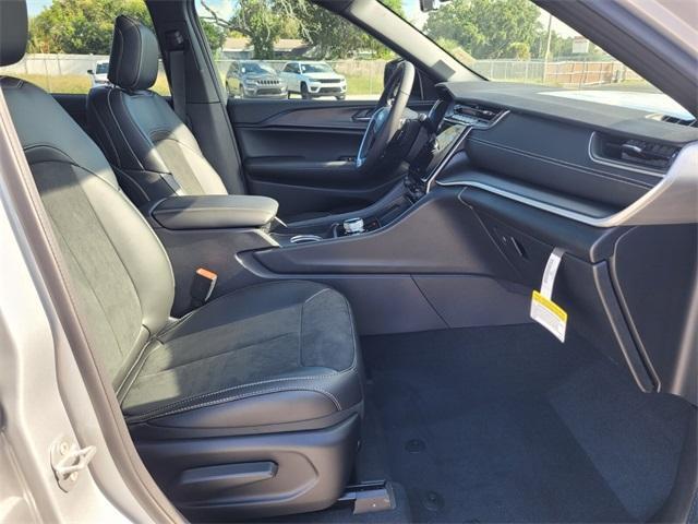 new 2025 Jeep Grand Cherokee L car, priced at $38,654