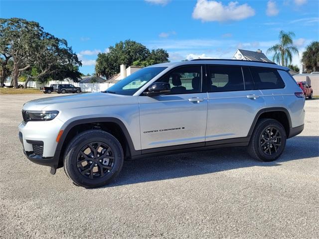 new 2025 Jeep Grand Cherokee L car, priced at $38,654